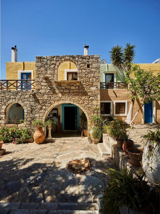 Arolithos Traditional Village Hotel Тилисос Экстерьер фото