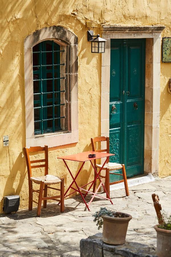 Arolithos Traditional Village Hotel Тилисос Экстерьер фото