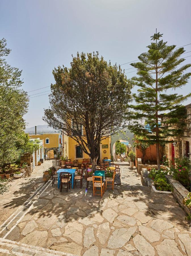 Arolithos Traditional Village Hotel Тилисос Экстерьер фото