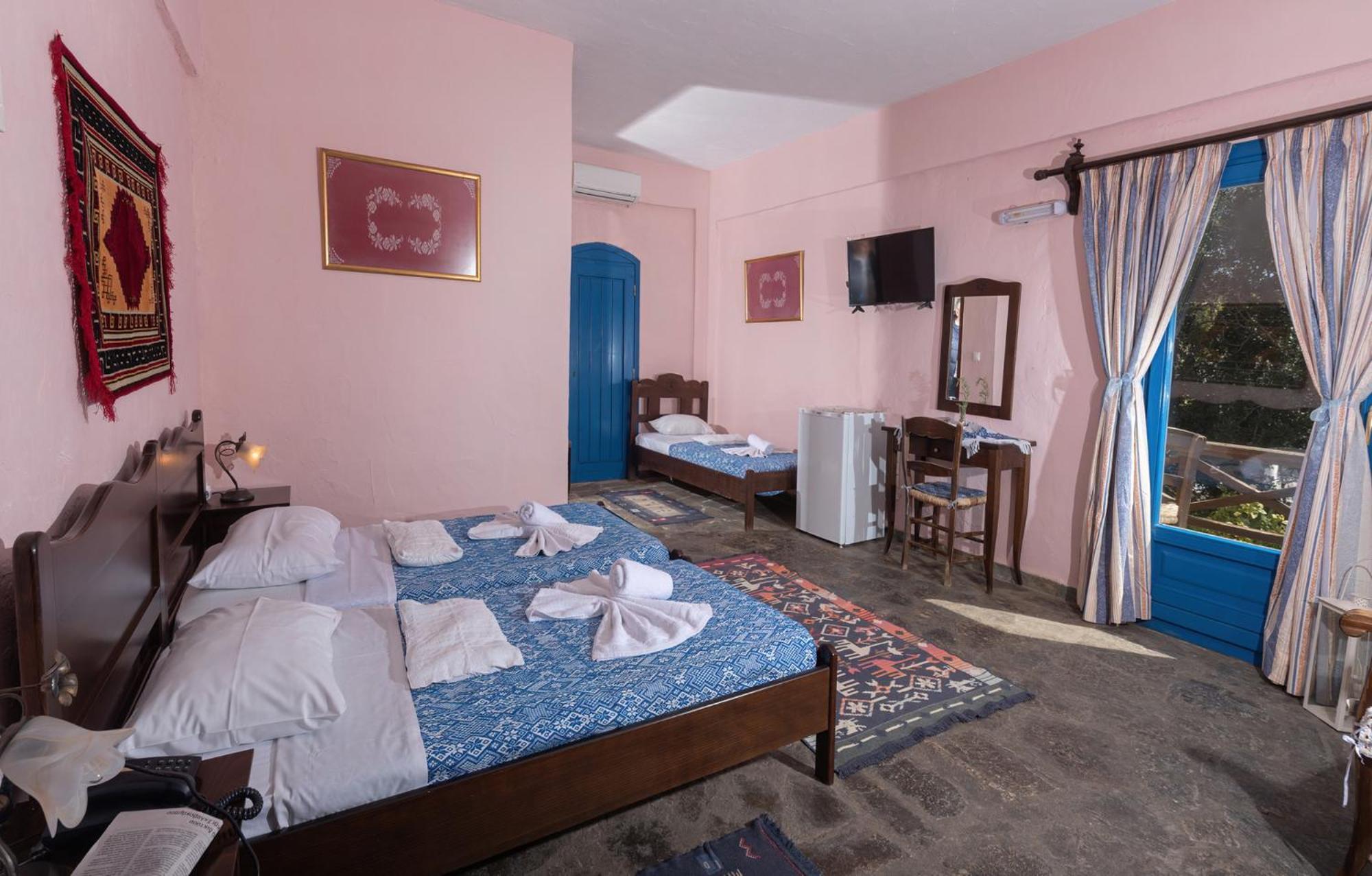 Arolithos Traditional Village Hotel Тилисос Экстерьер фото