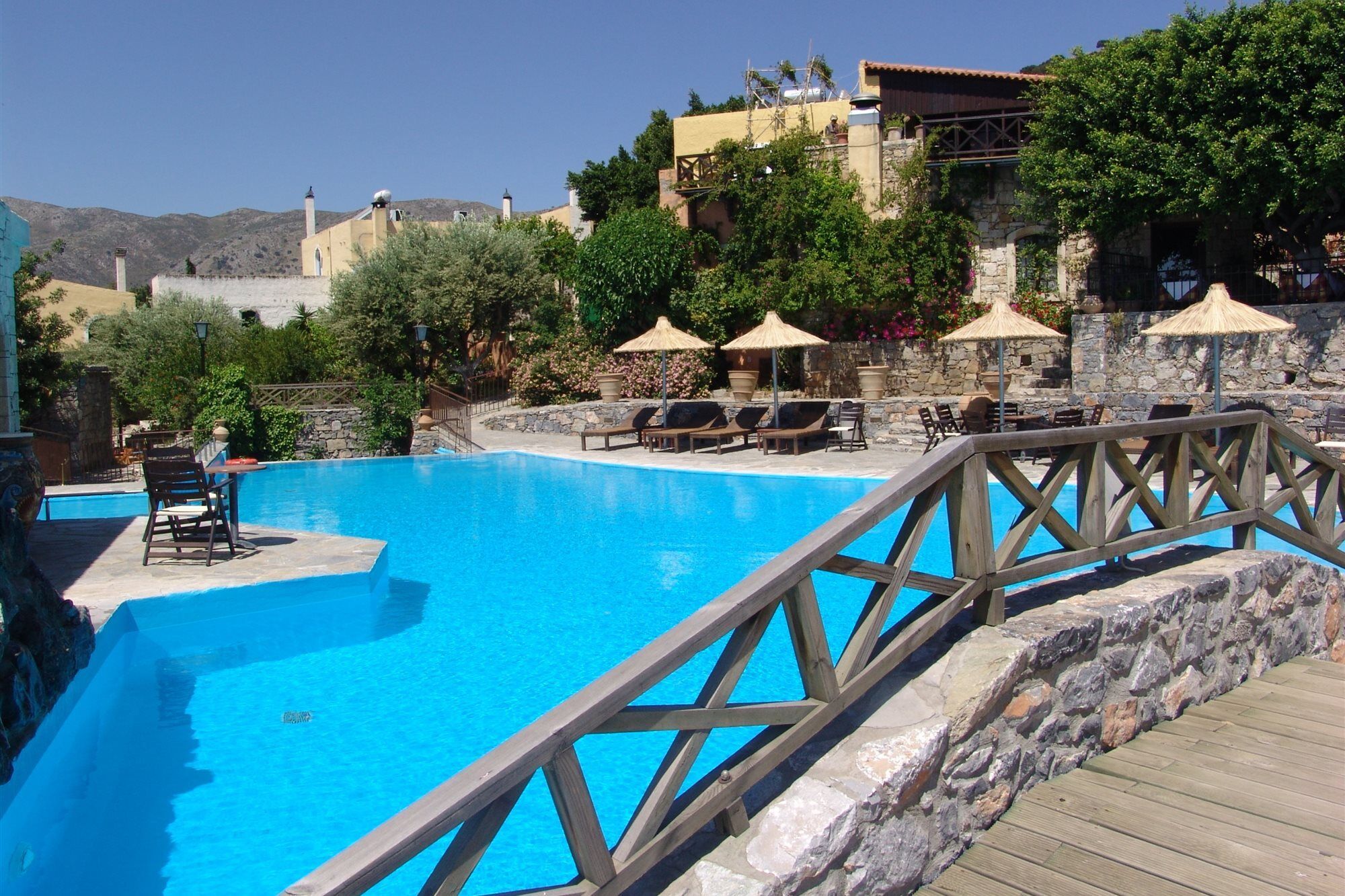 Arolithos Traditional Village Hotel Тилисос Экстерьер фото